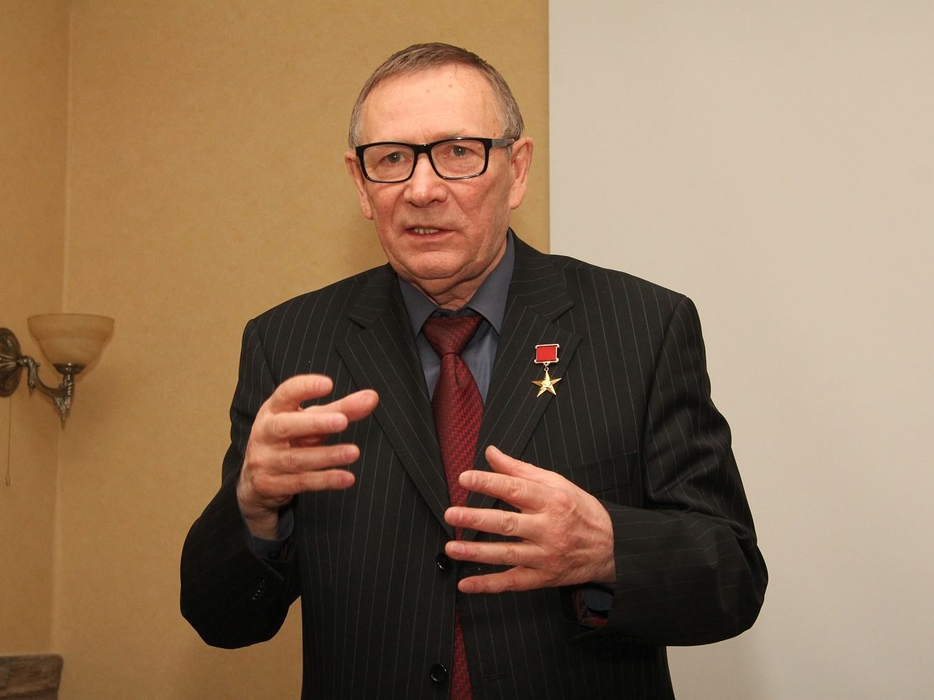 Николай Травкин