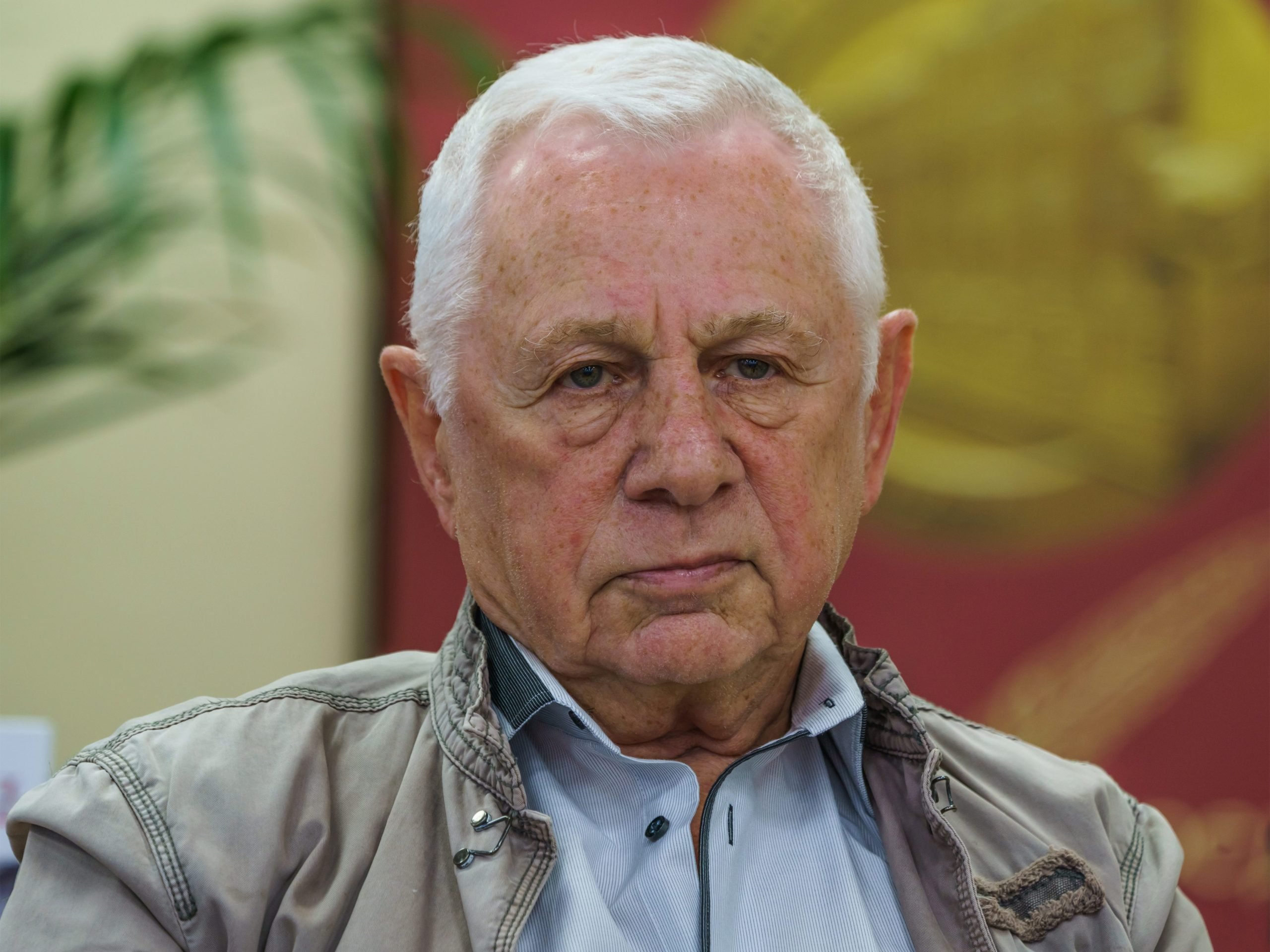 Эдуард Тополь