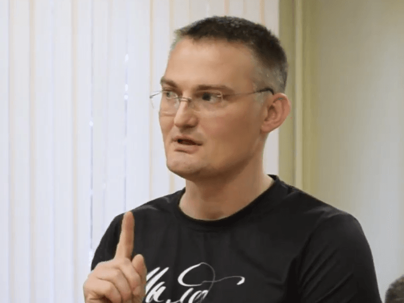 Михаил Беньяш