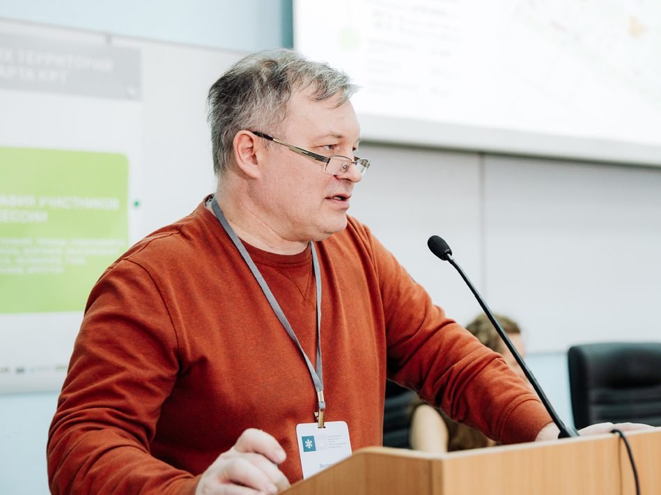 Александр Антонов