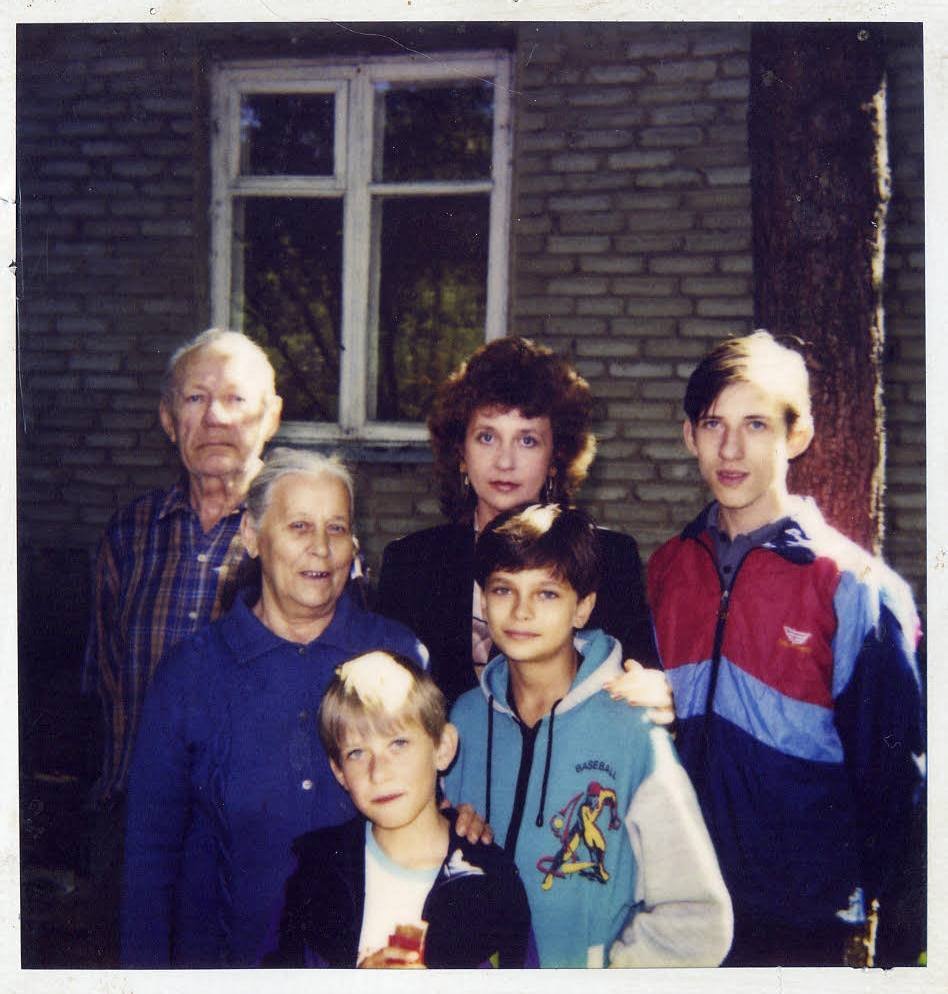 Илья Яшин и его семья