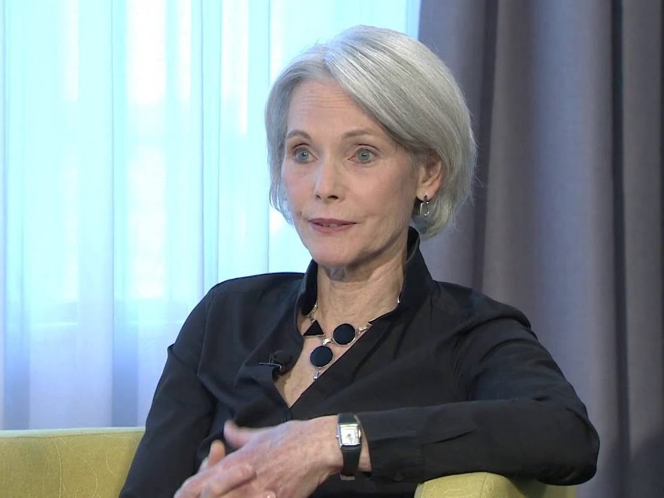 Джилл Догерти