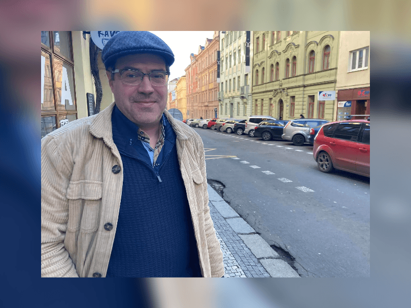 Марк Крутов