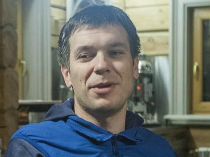 Андрей Павличенков