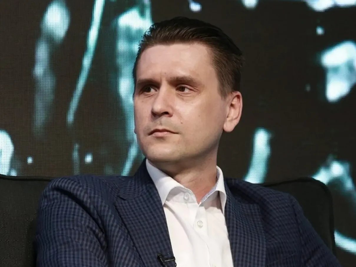 Александр Коваленко